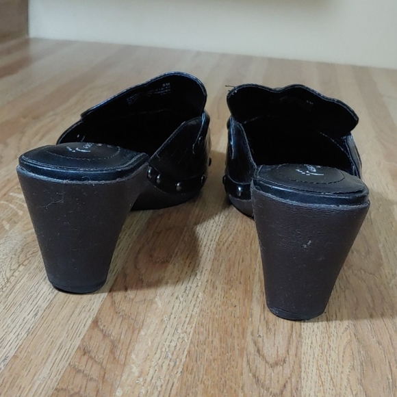 Bear Ever Carman Bare Traps Clogs 8M - Picture 8 of 10